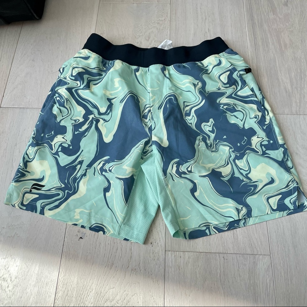 NWT Fabletics men franchise shorts S marble